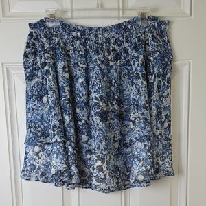 Express Blue and White Skirt.  Size XL.  NWT